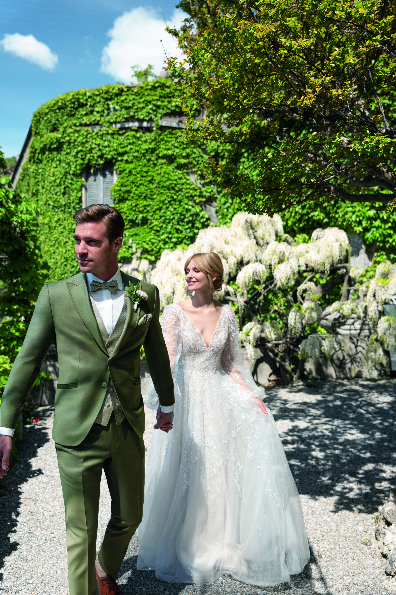 Wilvorst slim fit, sötét skarabeusz zöld elegáns esküvoi öltöny