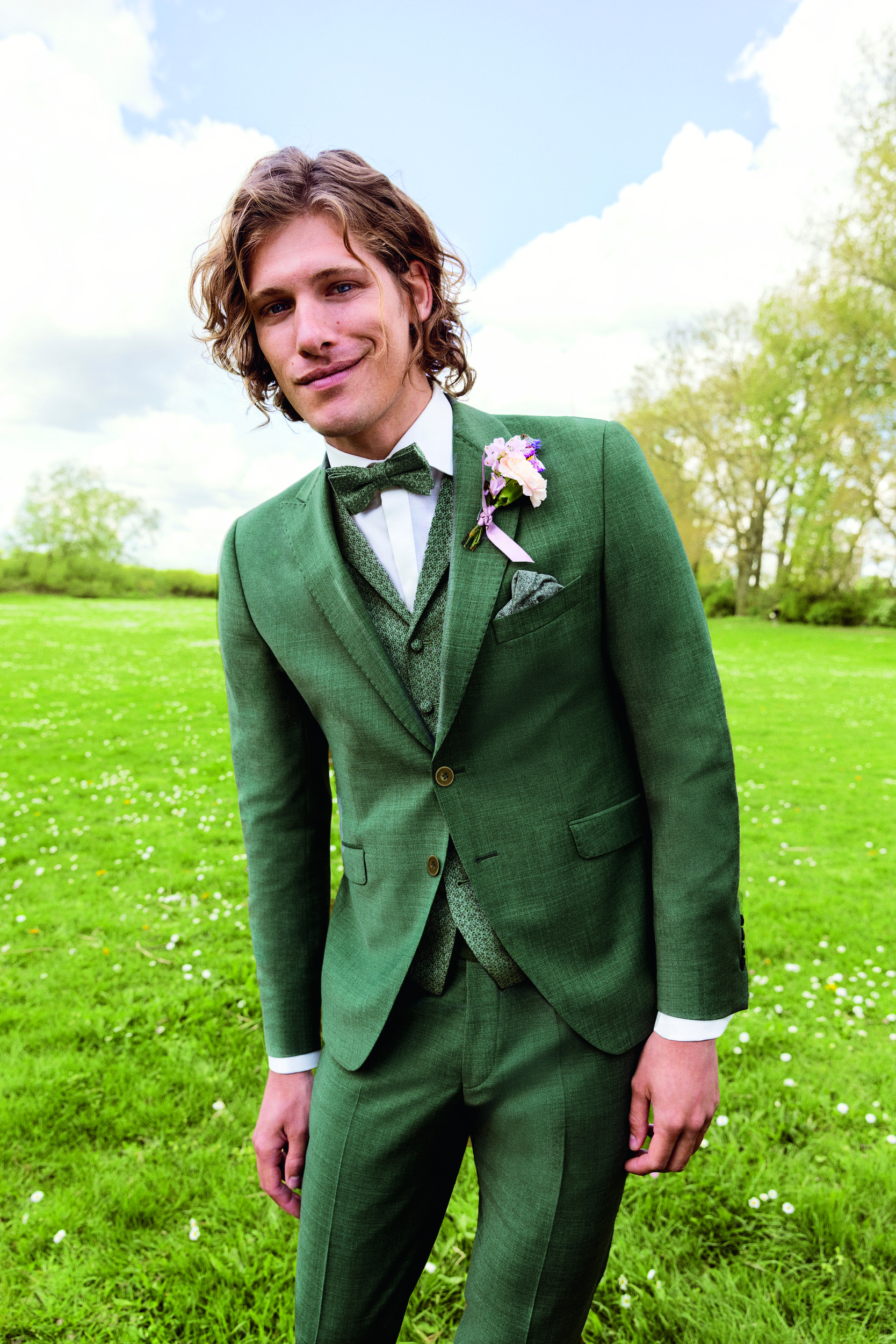 Wilvorst slim fit, sötét borkkoli zöld, esküvoi öltöny