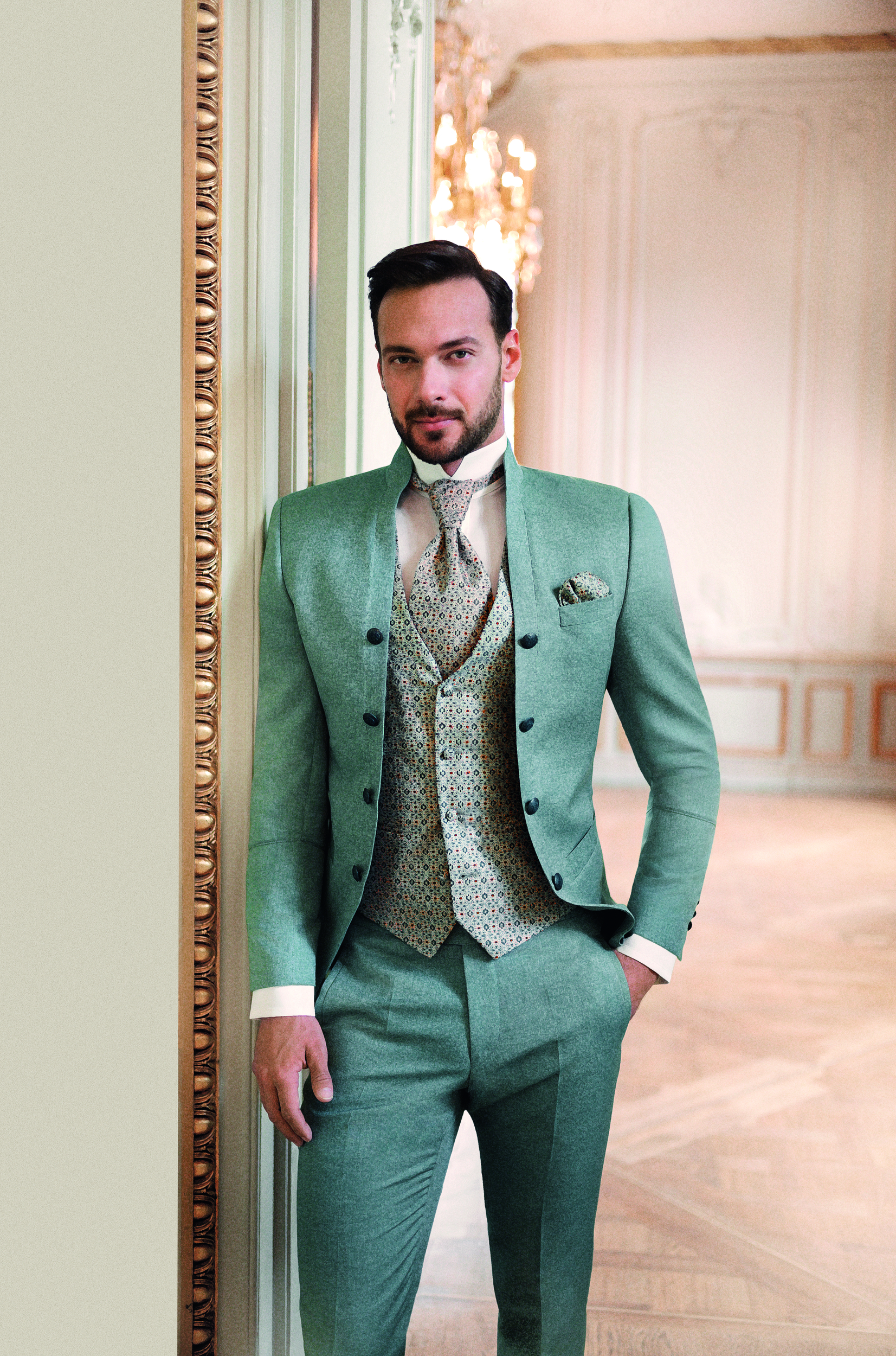 Tziacco slim fit álló galléros, világos barna esküvoi öltöny